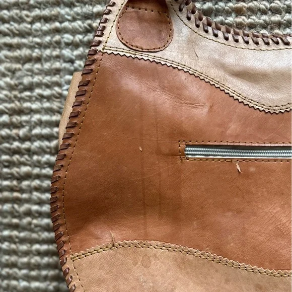 Tooled leather shoulder bag - Picture 14 of 14